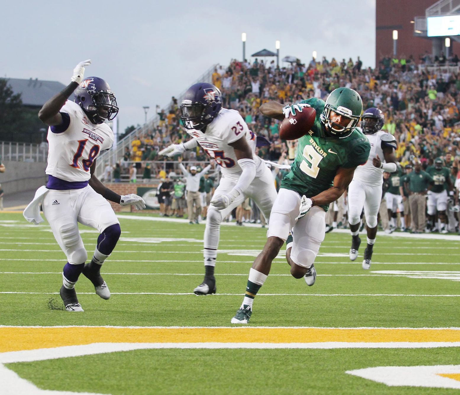 Baylor’s Cannon, Russell Guide Bears Rout Of Northwestern State, 70-6