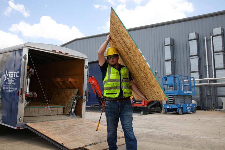 TSTC student trains to take helm of family business