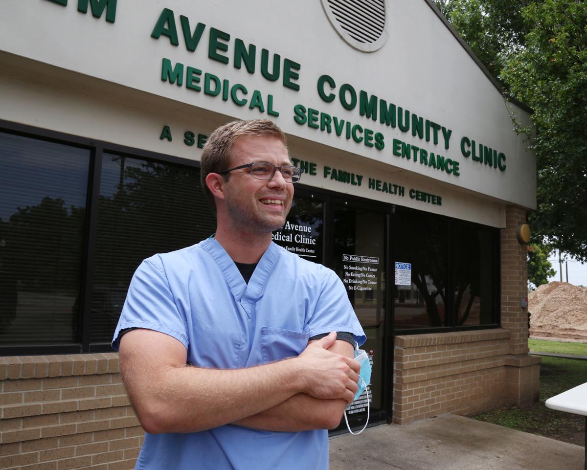 b vs. web Waco doctor debunks COVID19 conspiracy theories, tries