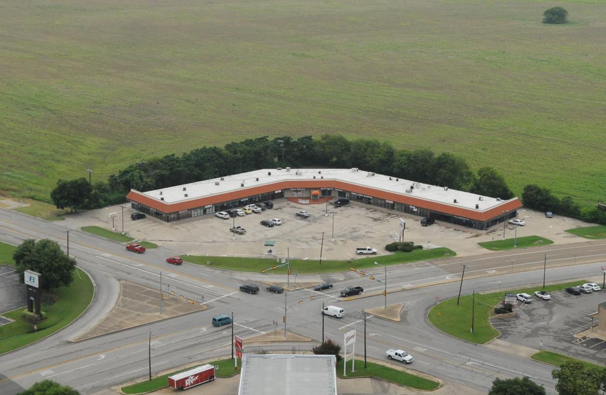 Tenants leaving HEBowned shopping center, anticipating future