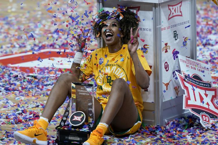 BeHer Sports - Amazing to see @baylorwbb's Didi Richards and DiJonai  Carrington @WNBA bound! 💚💛 #2021Draft #WNBA @didirich2 @dijonai__