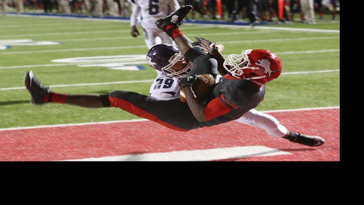 Waco High University, flags to win 209 High School Sports
