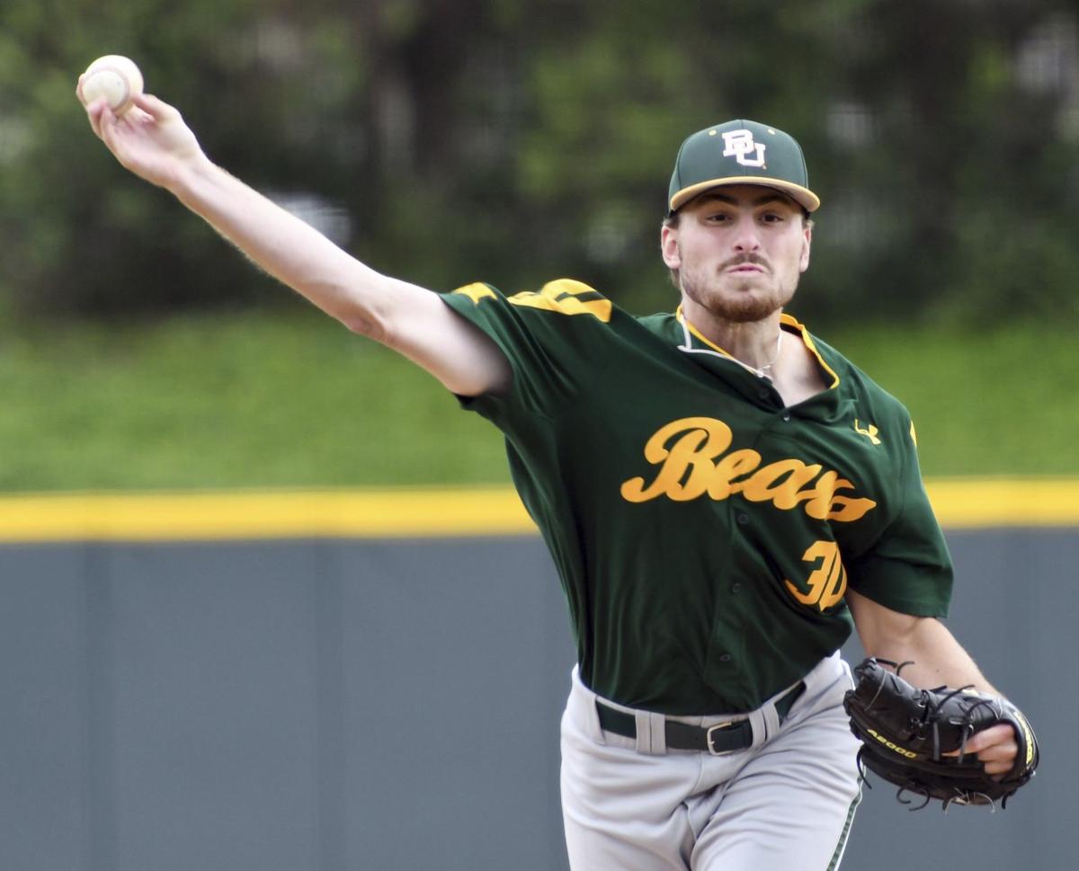 Baylor baseball goes batty, tallies huge 165 win over No. 7 Frogs