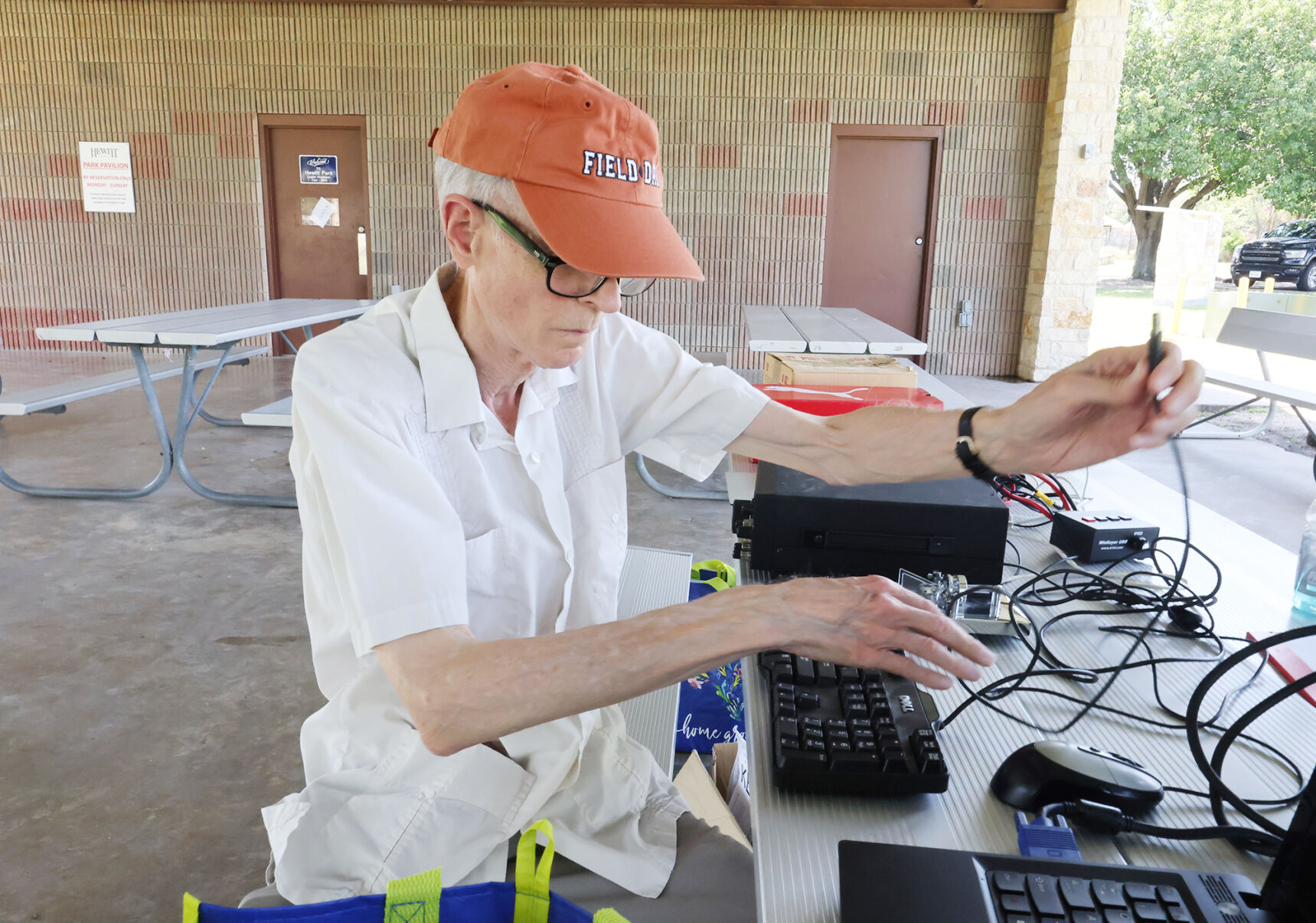 Field Day brings ham radio operators to Hewitt Park for nationwide event pic