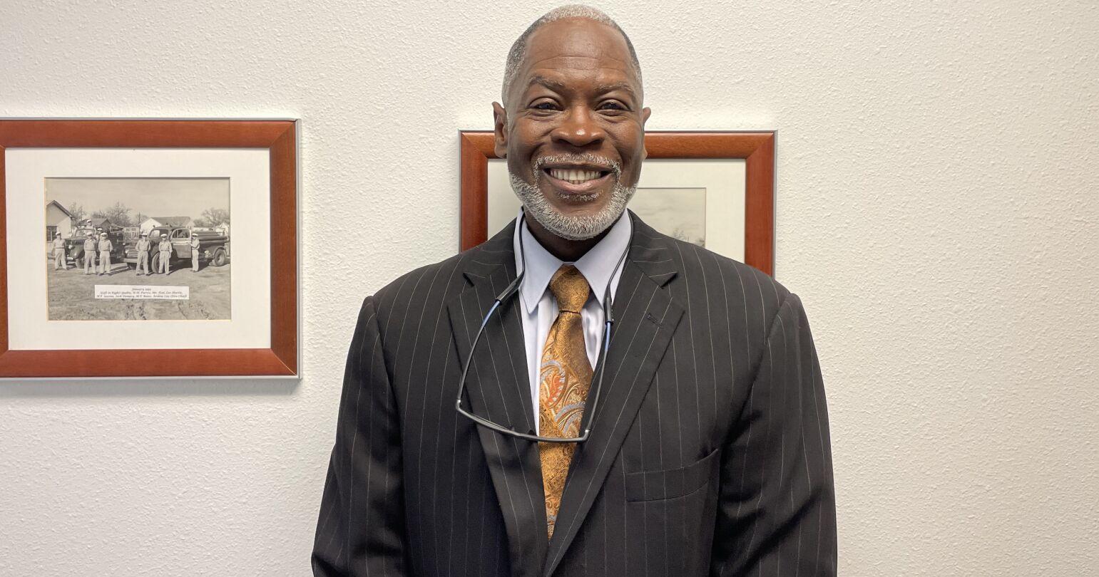 Lacy Lakeview council upholds firing of police chief - Vimarsana News
