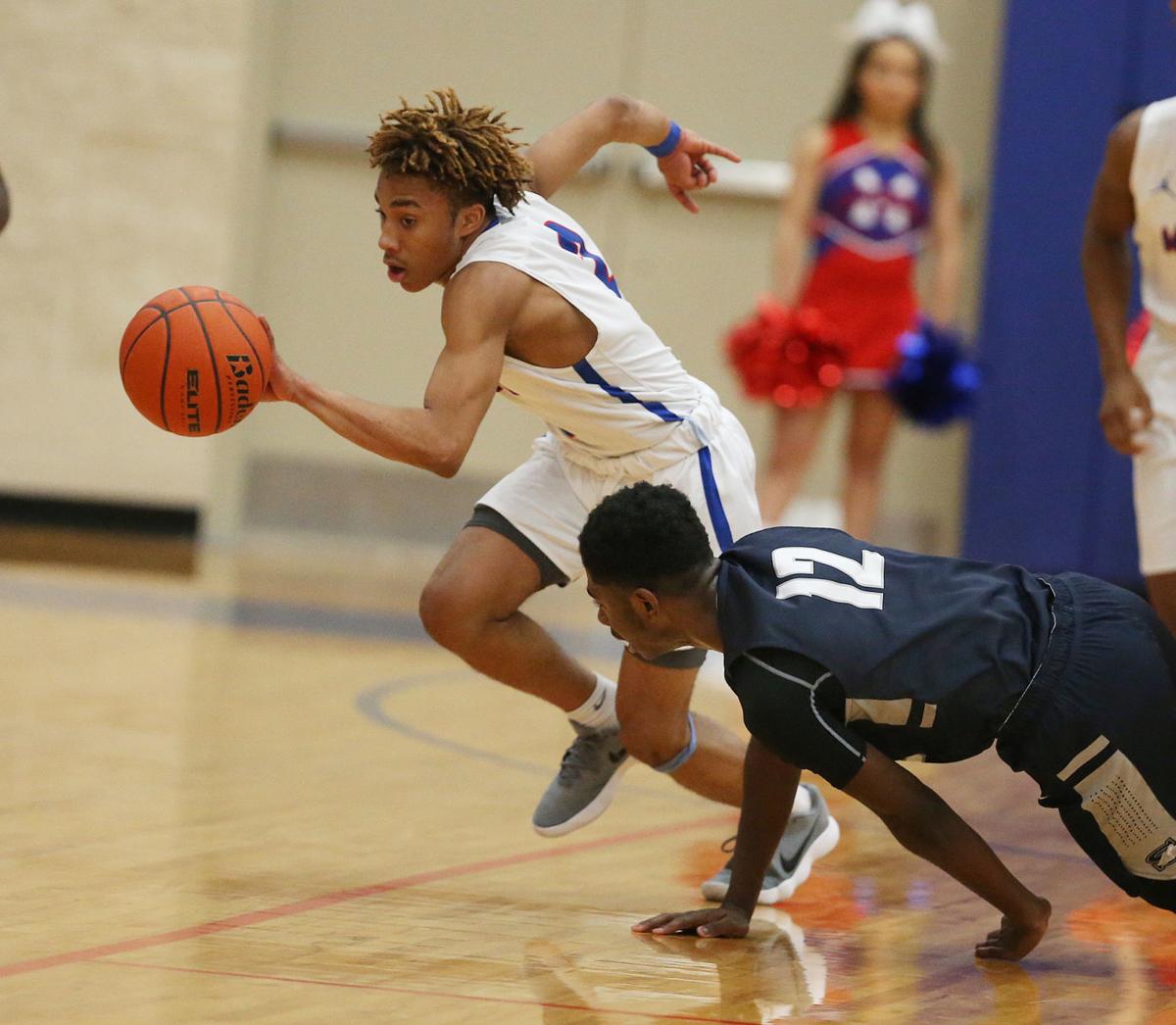 23 Midway Boys Surge Past Shoemaker Maintain Control Of District Lead High School Sports Wacotrib Com