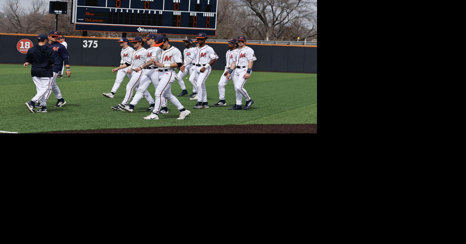 Temple Leopards snag conference-opening twinbill from MCC