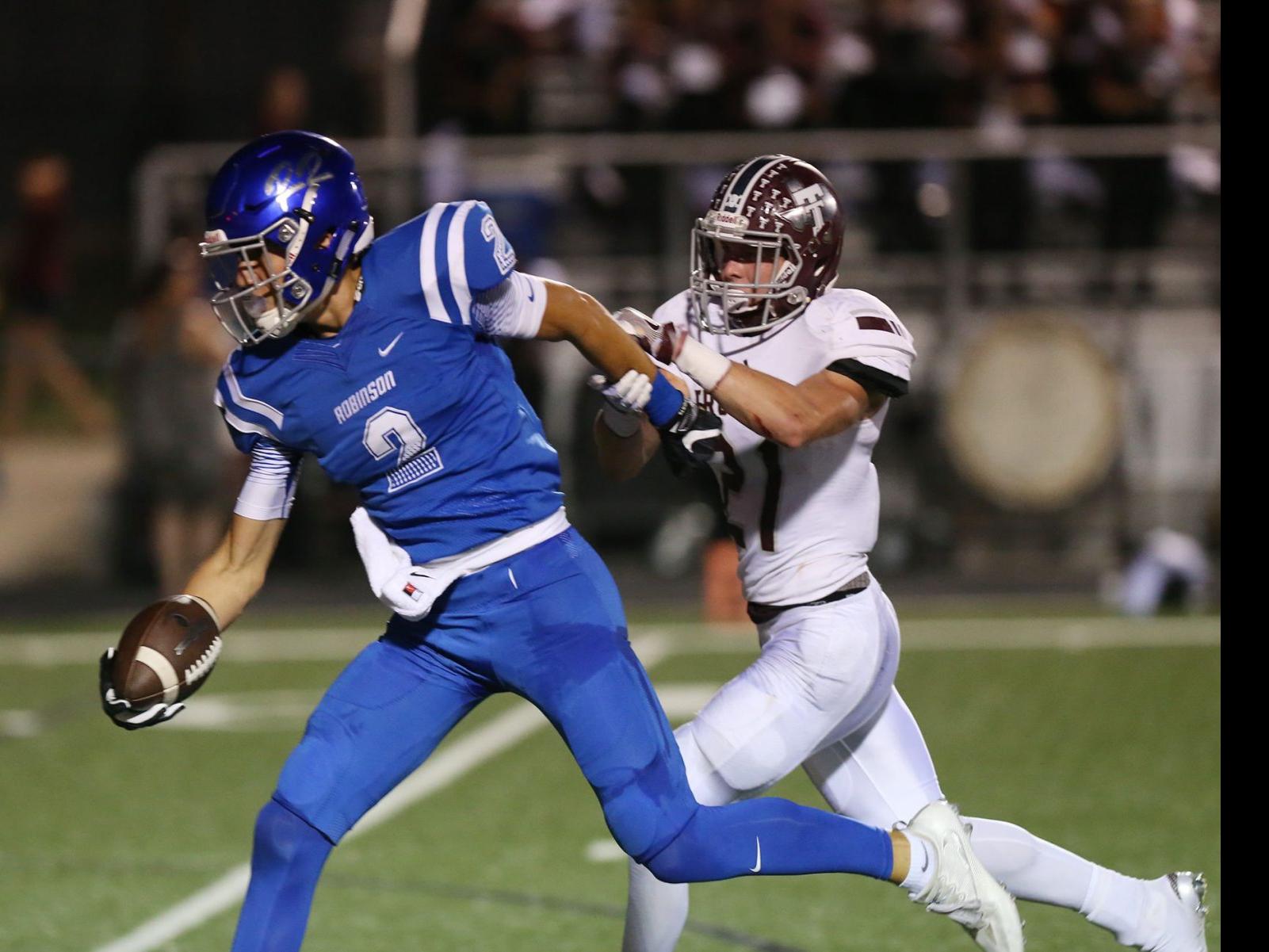 High School Football Review Early Spotlight Shines On 4a With La