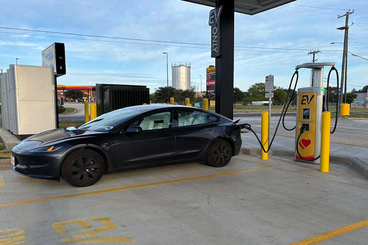 TxDOT expands electric vehicle charging network