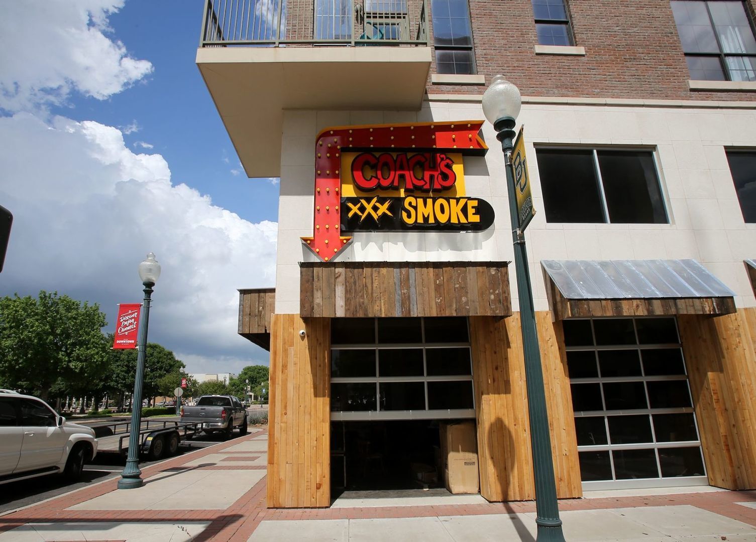 Coaches Smoke Waco: A Comprehensive Guide to the Best BBQ Experience in Waco, Texas