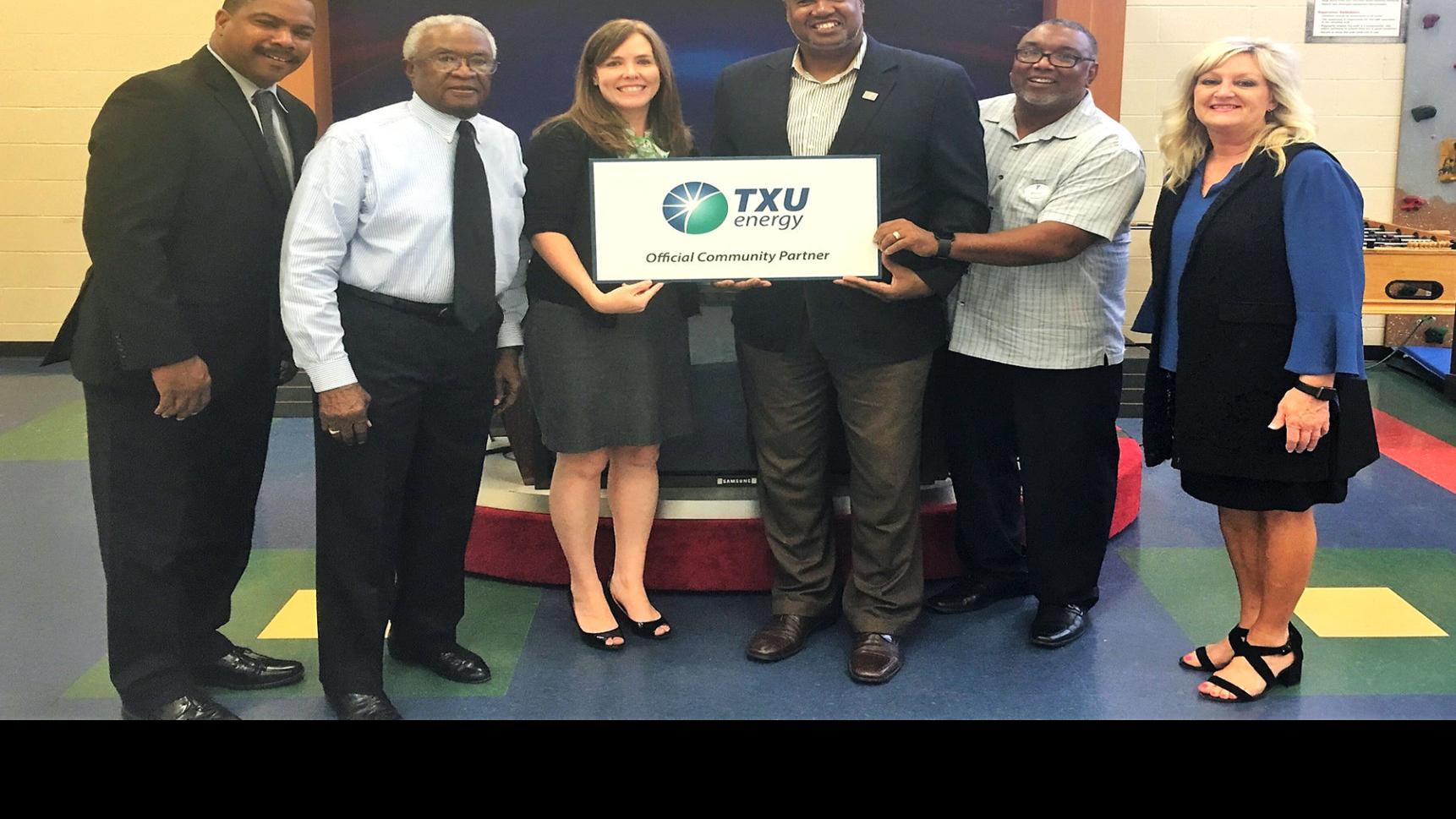 Txu Donates To Ymca Of Central Texas Local News Wacotrib Com