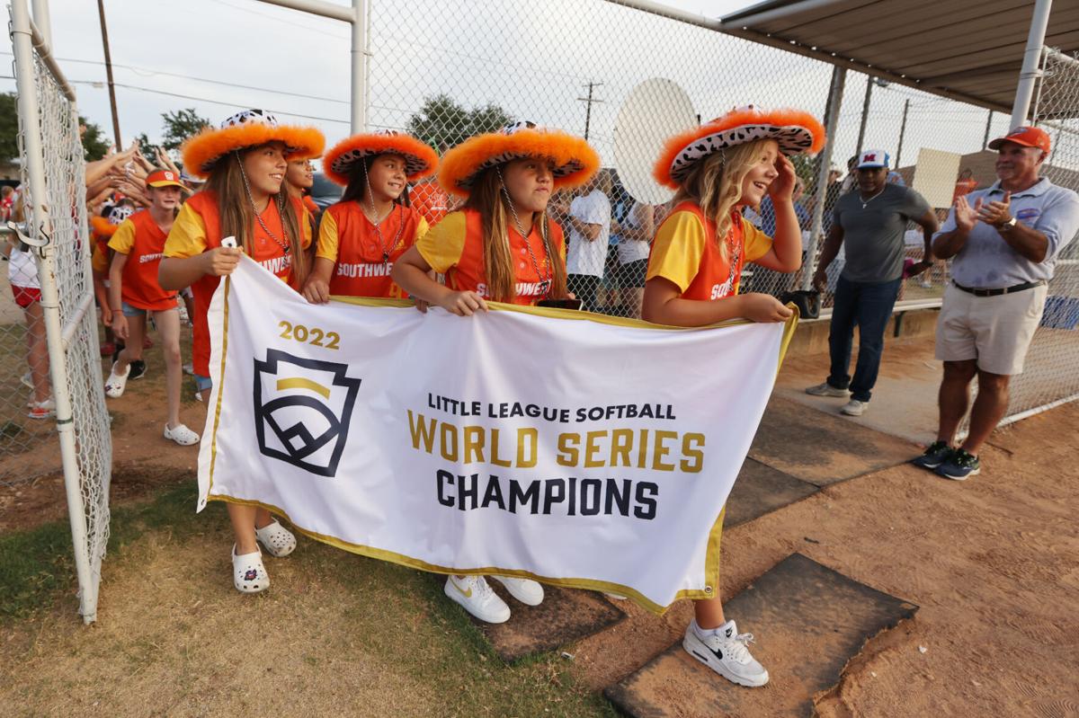 Midway girls climb out of hole, capture Little League World Series crown