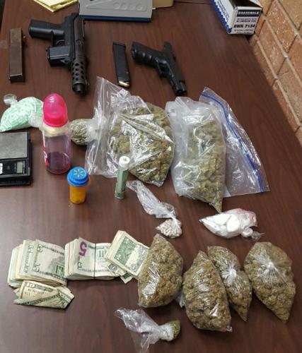 Hunt For Wanted Man Ends In 4 Arrests On Drug Gun Charges Crime Wacotrib Com