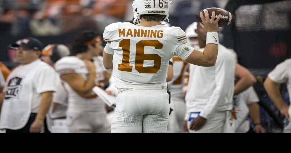 QB Arch Manning staying with Texas in 2024