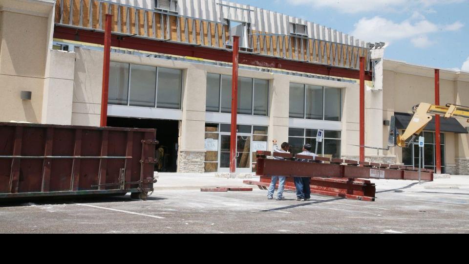 Gap to leave Richland Mall for Central Texas Marketplace