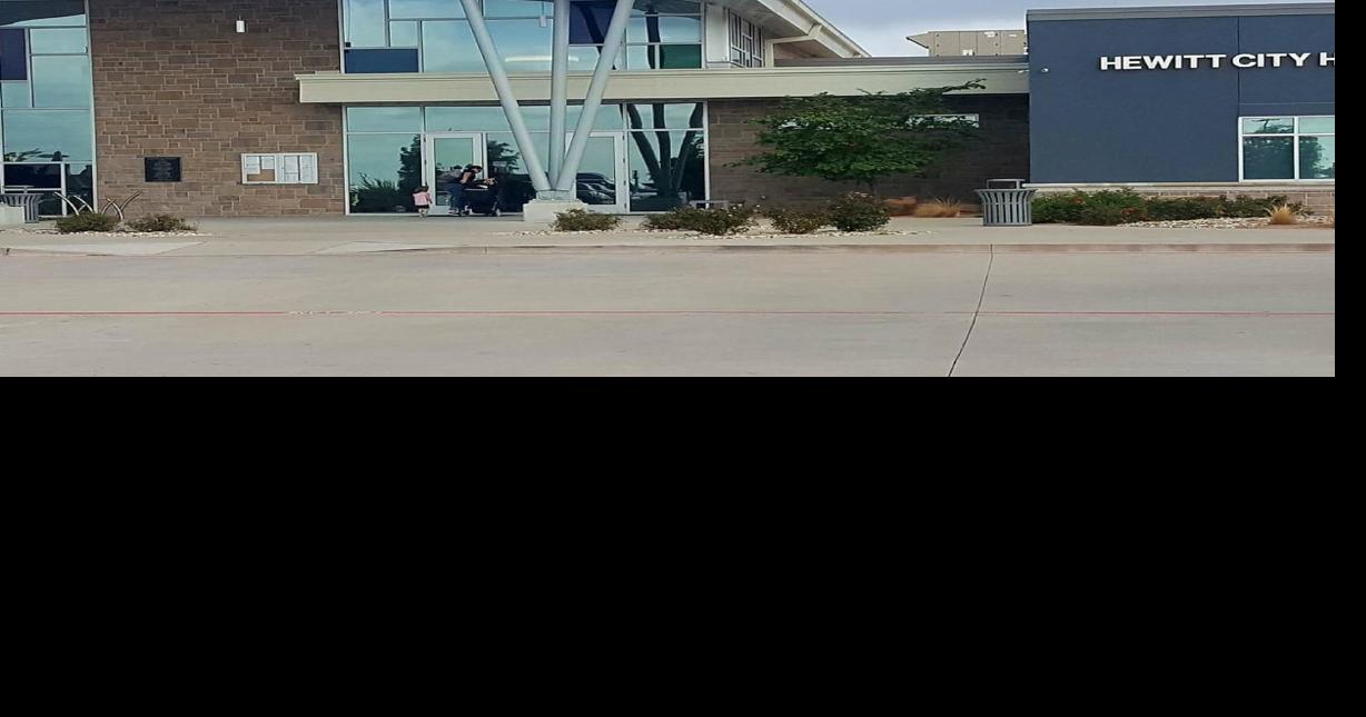 Hewitt lawsuit Builder's abandoned duplexes have a public nuisance