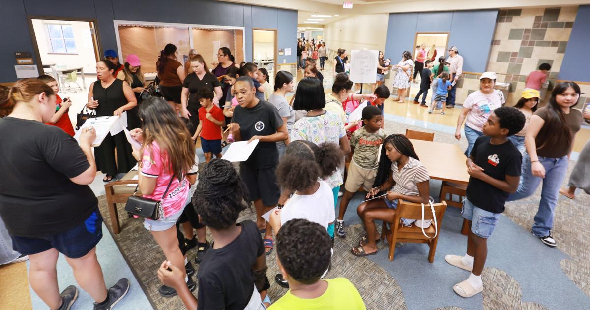 Two Waco ISD schools start classes Tuesday under Third Future operations