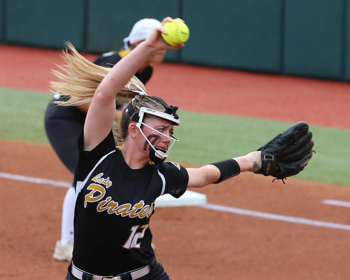 A handful of aces make Central Texas softball coaches' lives easier