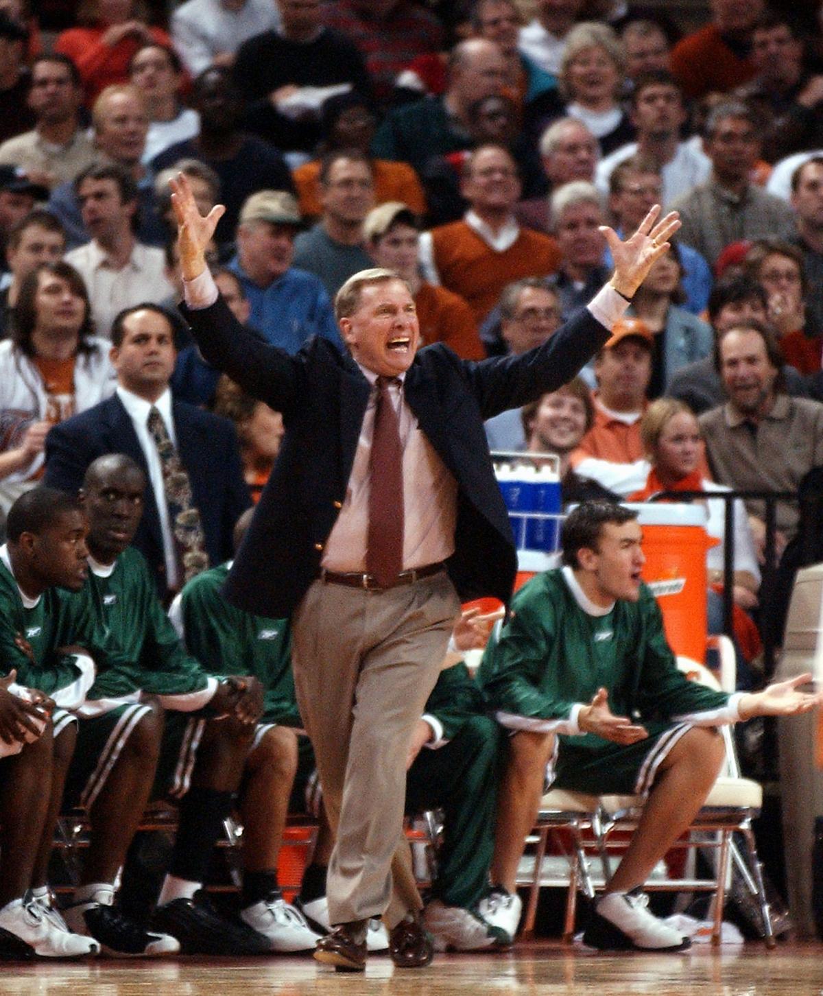 Former Baylor Coach Bliss Resigns From Naia School After