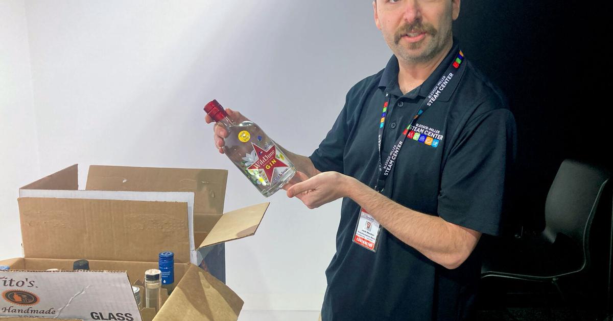 Waco STEAM Center fundraiser mixes science, spirits