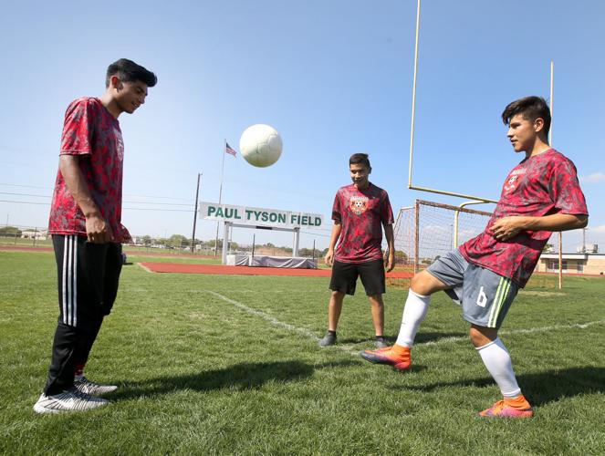 Soccer assist Waco High players happy to let specialneeds student