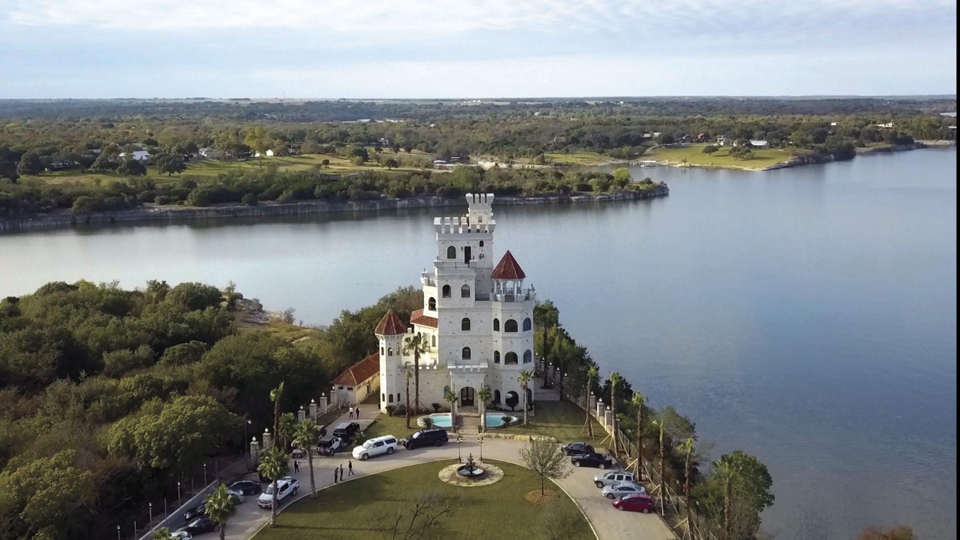 Bosque Resort Events Castle Reigns Over Lake Whitney Waco Today Wacotrib Com