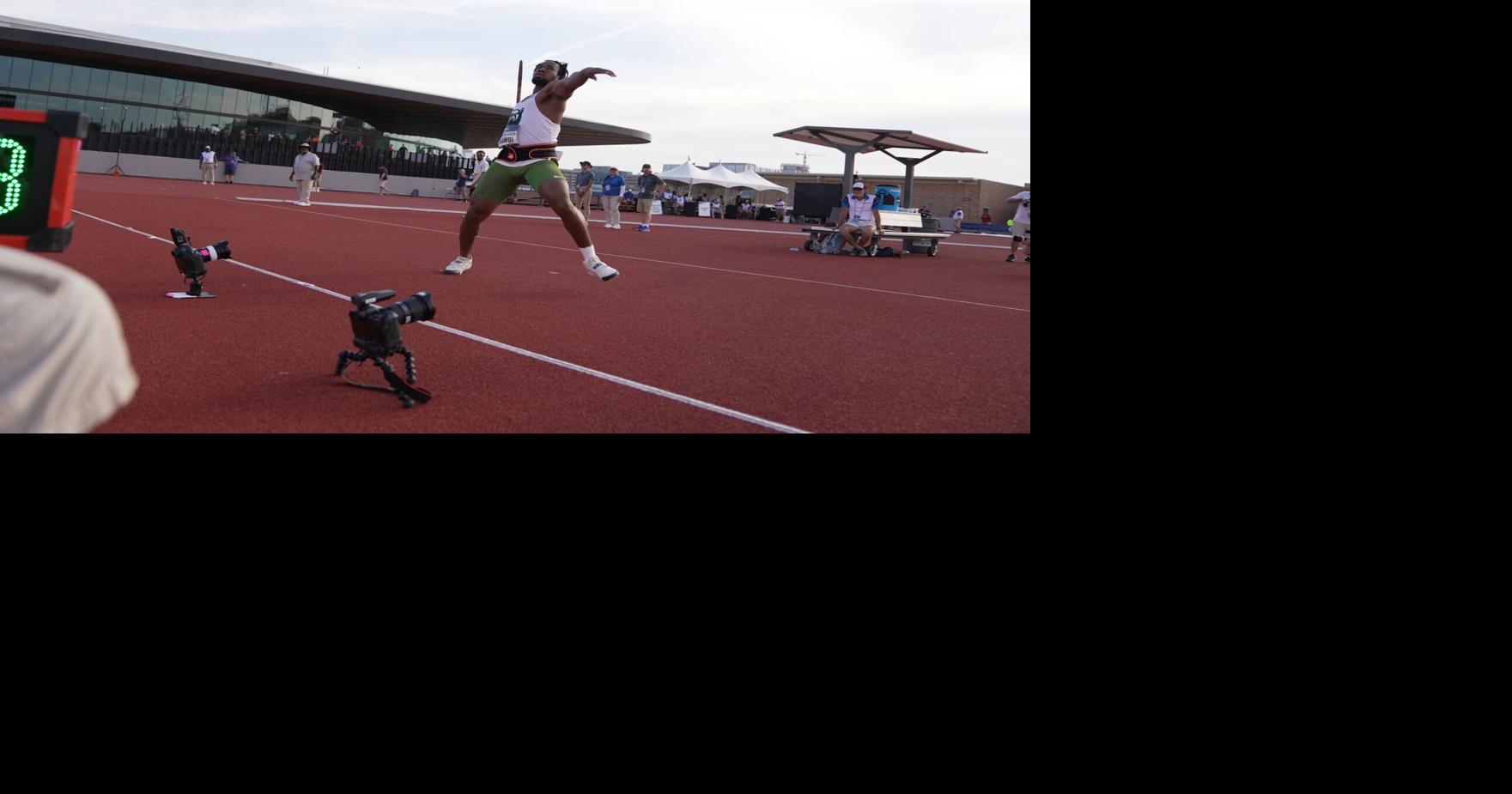 Bears' Zaza claims NCAA bronze; Ezekiel runs secondfastest hurdle time