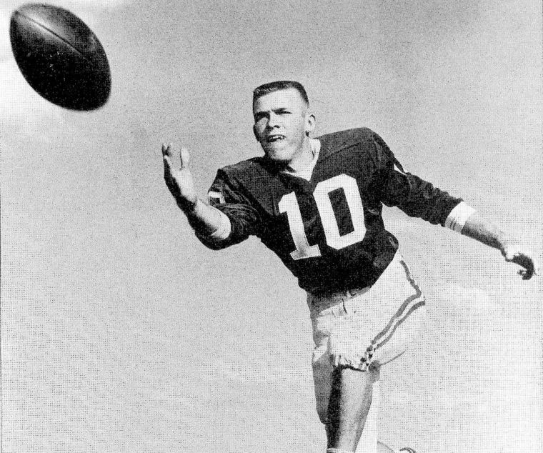 Houston Oilers Don Trull to be Inducted into College Football Hall