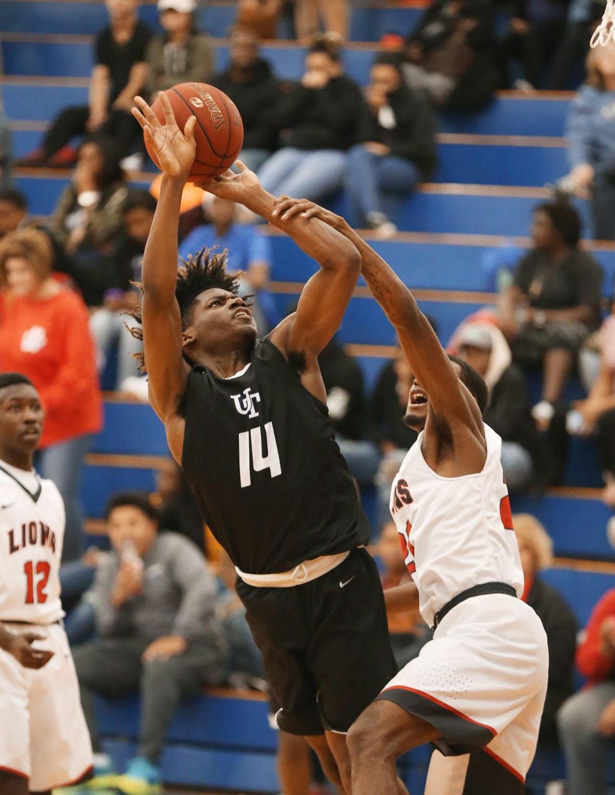 University Starts Fast Doesn T Look Back In Win Over Rival Waco