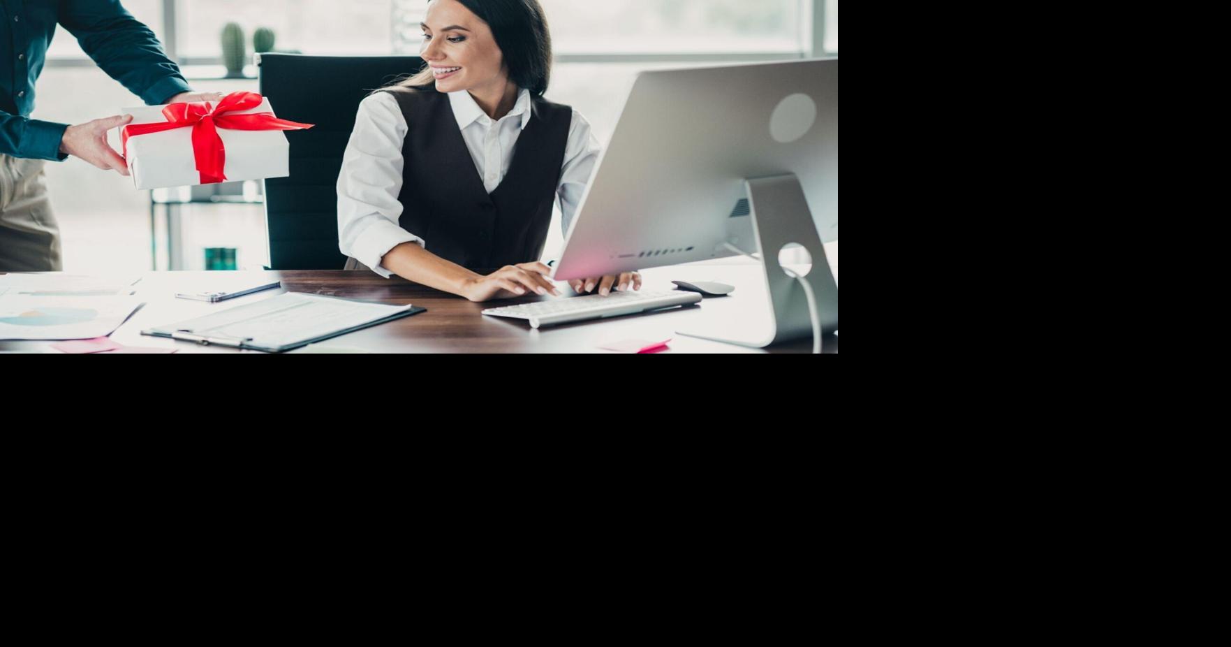 13 Workday-to-Weekend Gifts for Professional Women Who Mean Business