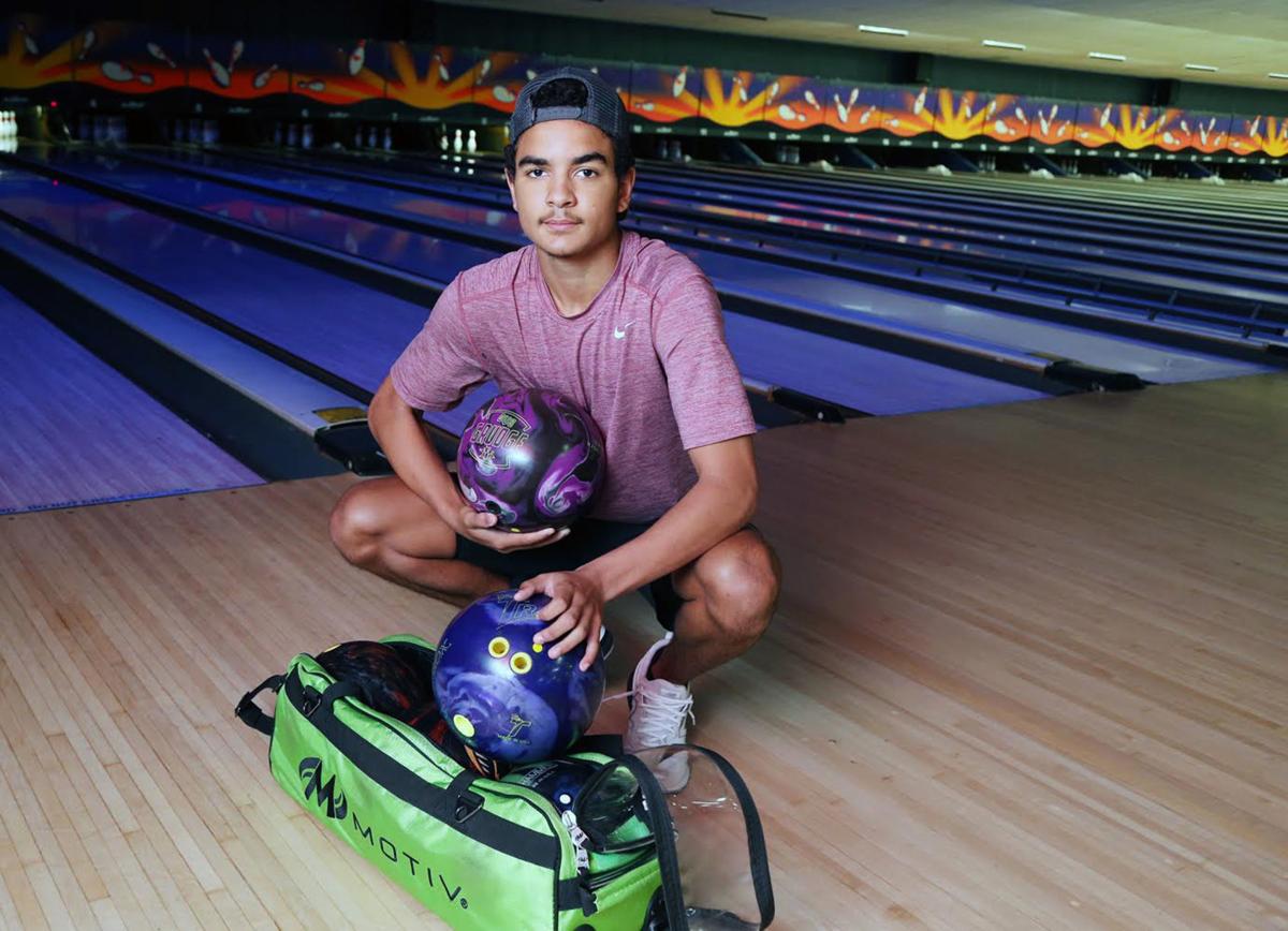 Midway Grad Finds Lane To College Through Bowling Waco Today Wacotrib Com