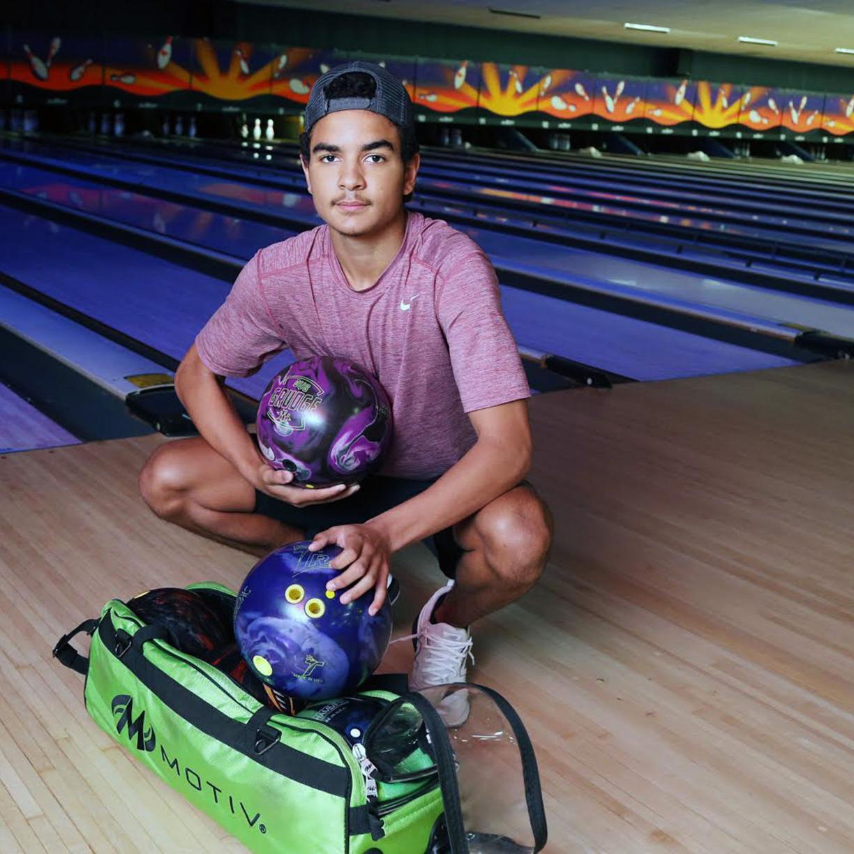 Midway Grad Finds Lane To College Through Bowling Waco Today Wacotrib Com Hillbilly Buck Fortnite Hillbilly Buck Fortnite Midway Grad Finds Lane To College Through Bowling Waco Today Wacotrib Com