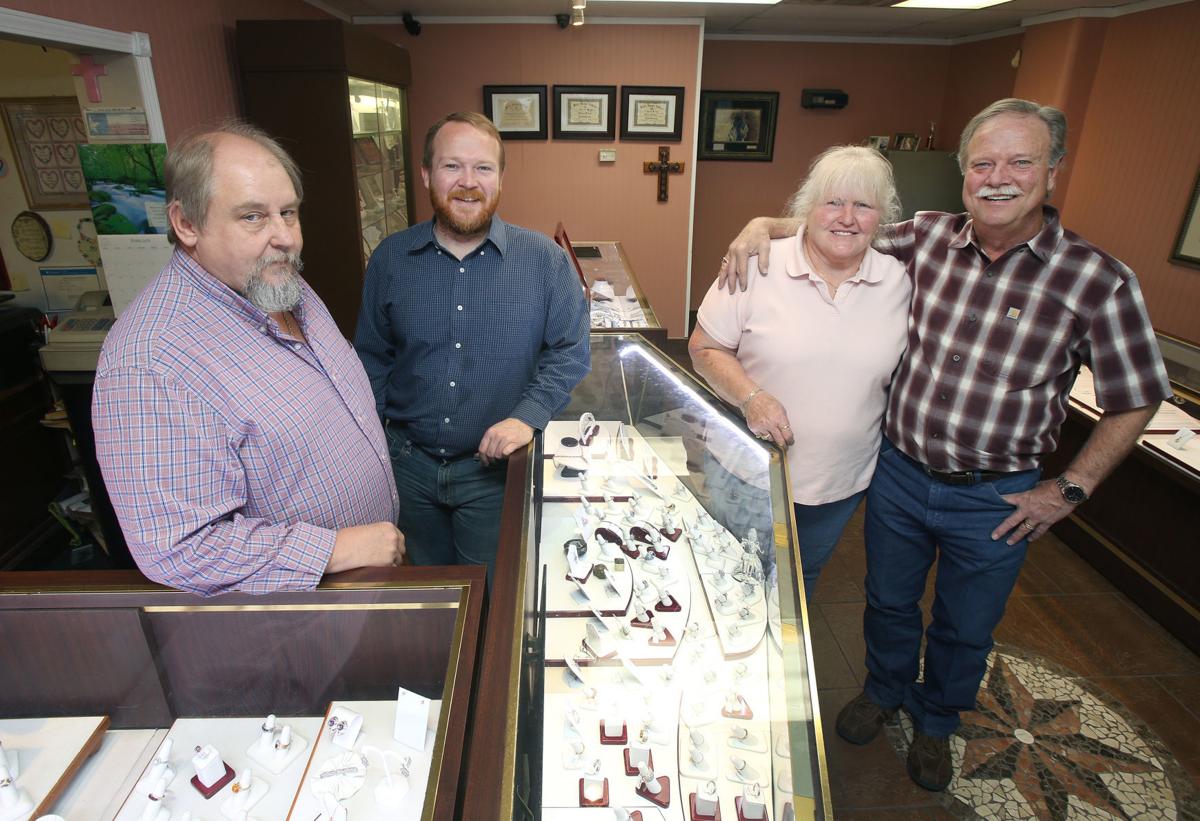 Jeweler Curtis Cox takes pride in trust, workmanship ...