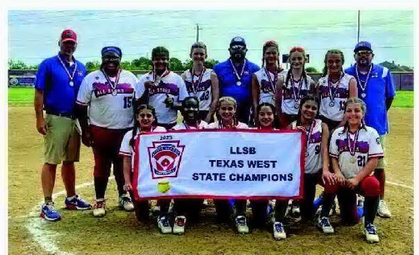 Midway celebrates 12th Little League Softball World Series title
