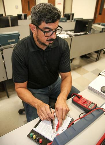 TSTC trains students to power manufacturing’s future