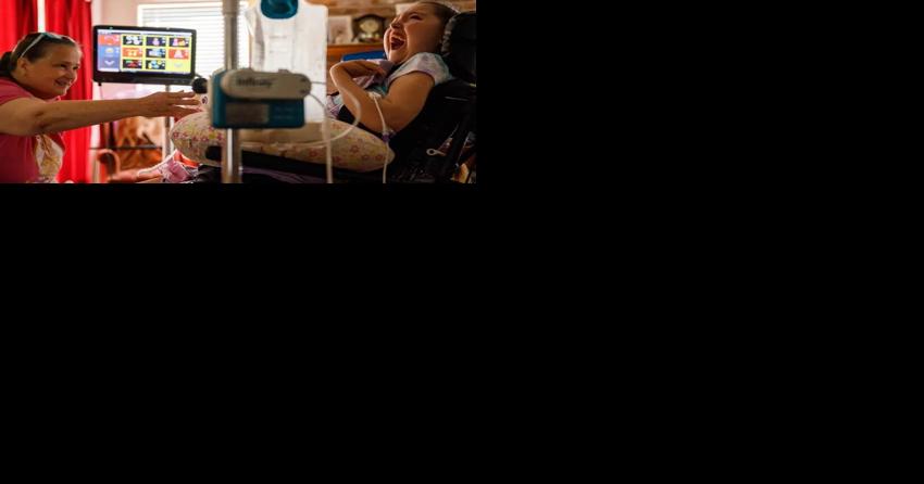 Texas parents who care for their disabled children full time will lose money after pay raise - Vimarsana News