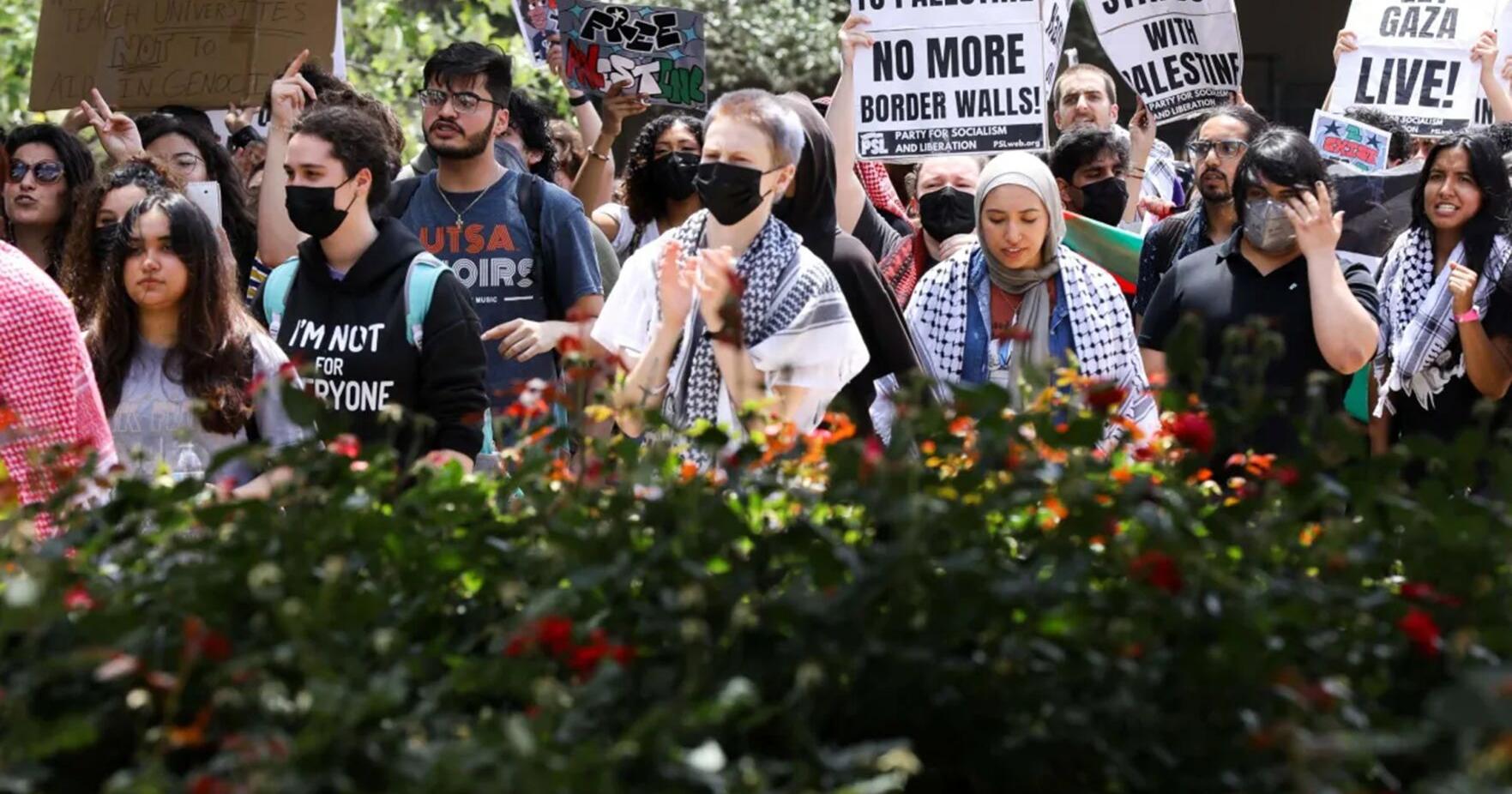 Campuses across Texas had pro-Palestinian demonstrations. Why did only UT-Austin crack down? - Vimarsana News