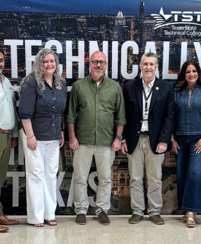 Five TSTC in Harlingen employees receive Chancellor’s Cornerstone Award