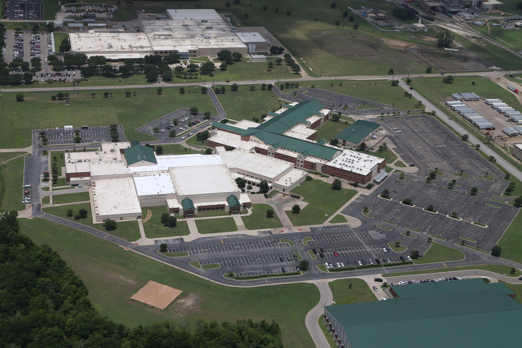 Dozens Of Midway Students Likely To Quarantine After Senior Tests Dozens Of Midway Students Likely To Quarantine After Senior Tests