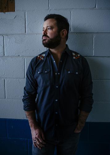 5 Minutes in Texas With Wade Bowen