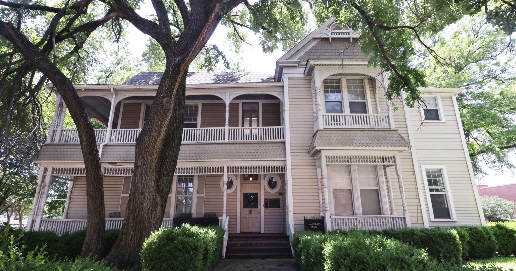 Baylor to raze 130-year-old Harrington House, citing costs - Vimarsana News