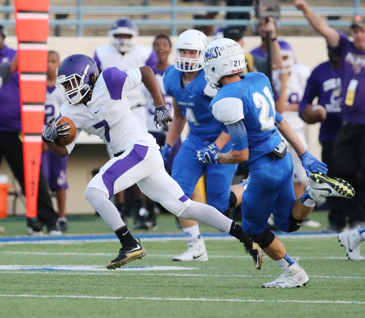 Marlin's new era opens with dominant defense, 24-0 | High School Sports