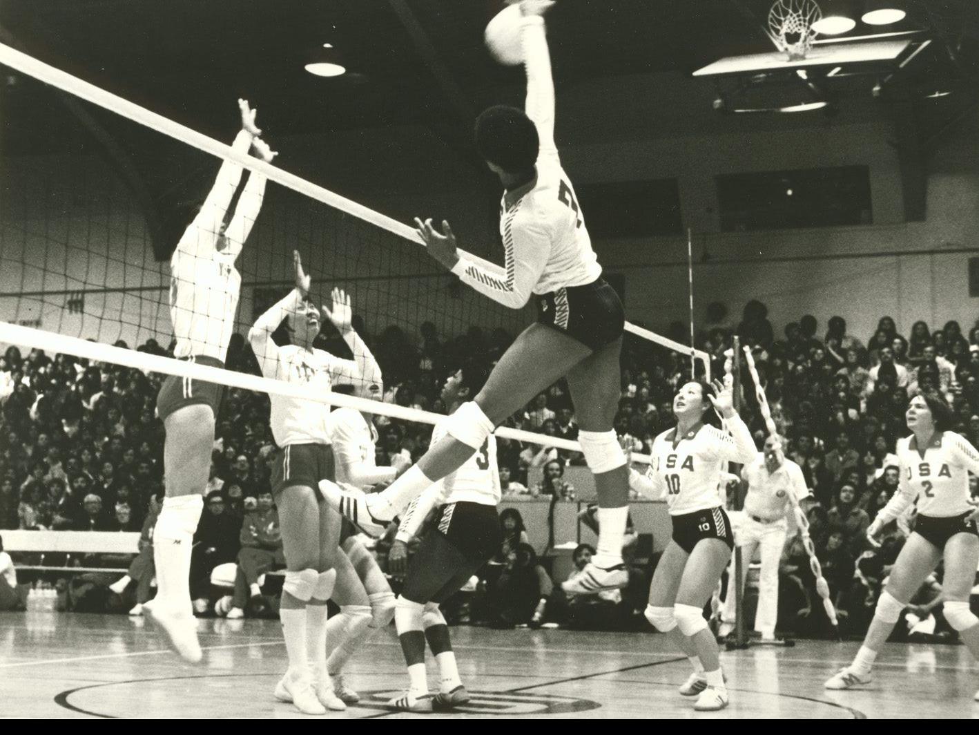 All Time Great Houston Teammates Blazed Path For Volleyball S Next Generation Texas Sports Hall Of Fame Wacotrib Com