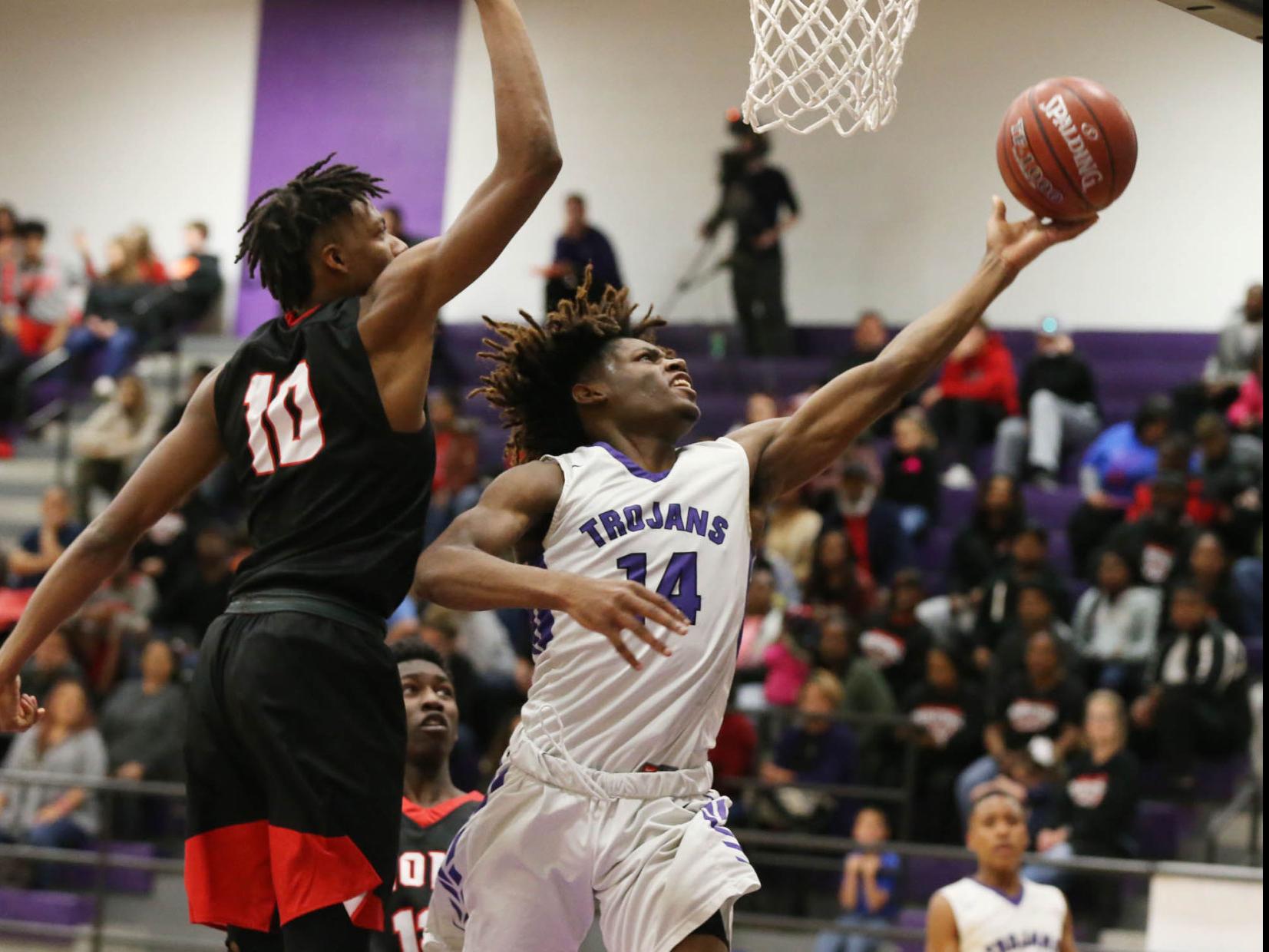 University Boys Deliver In Crunch Time To Top Rival Waco High 60
