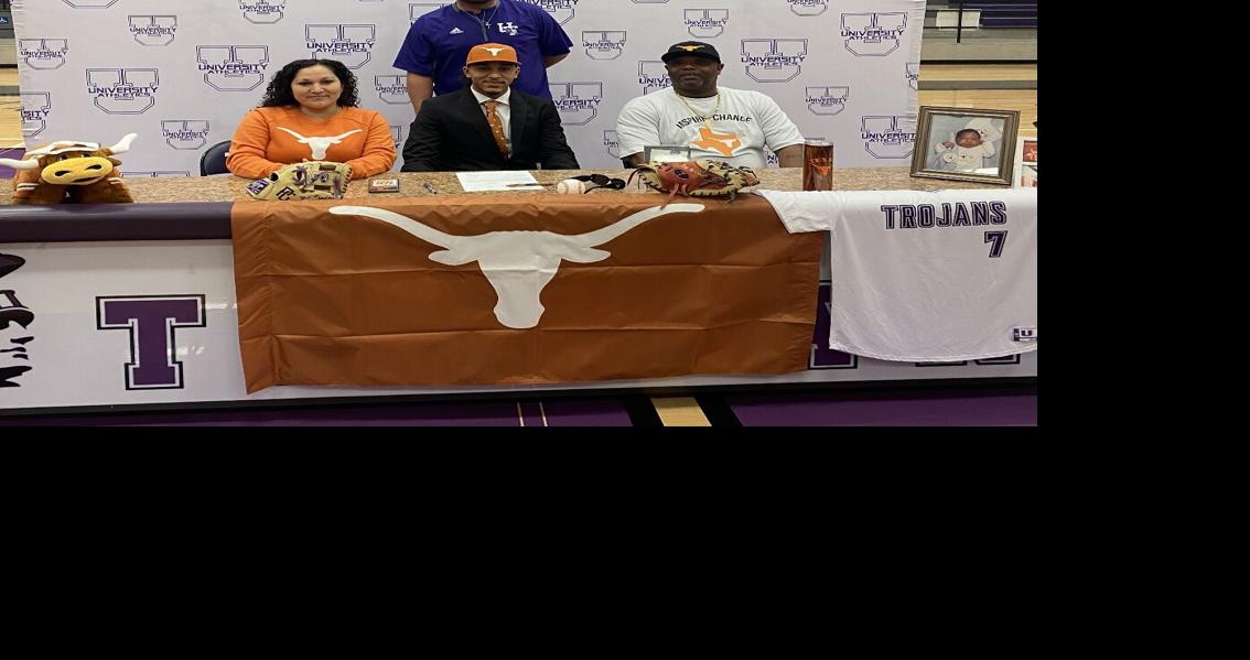 University's Sanders grabs firstteam 5A allstate recognition