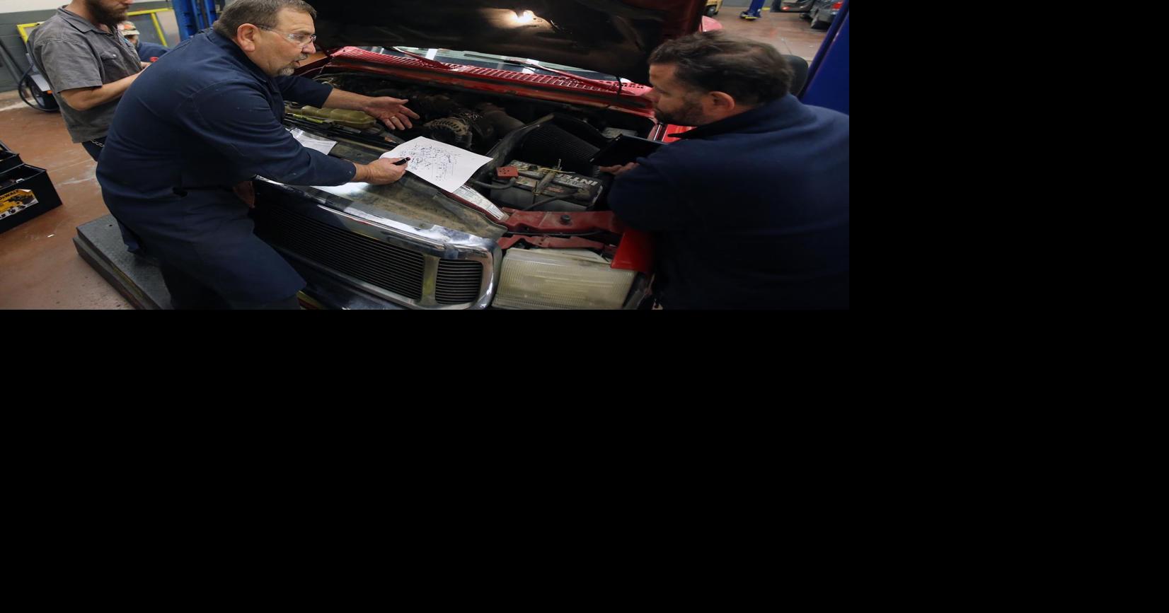 Campus auto repair shop gives TSTC students real-world experience