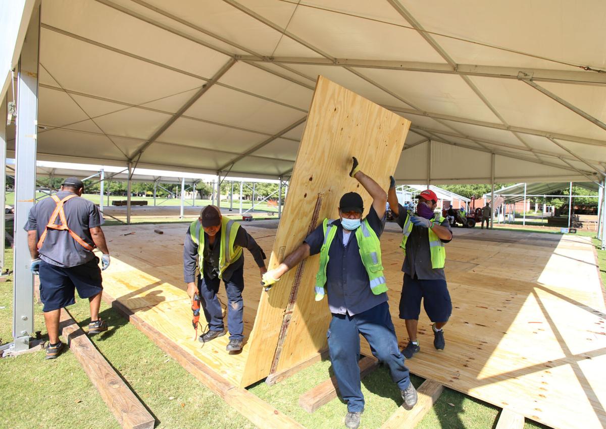 Tents Spring Up At Baylor As Part Of Covid 19 Mitigation Plan Education Wacotrib Com