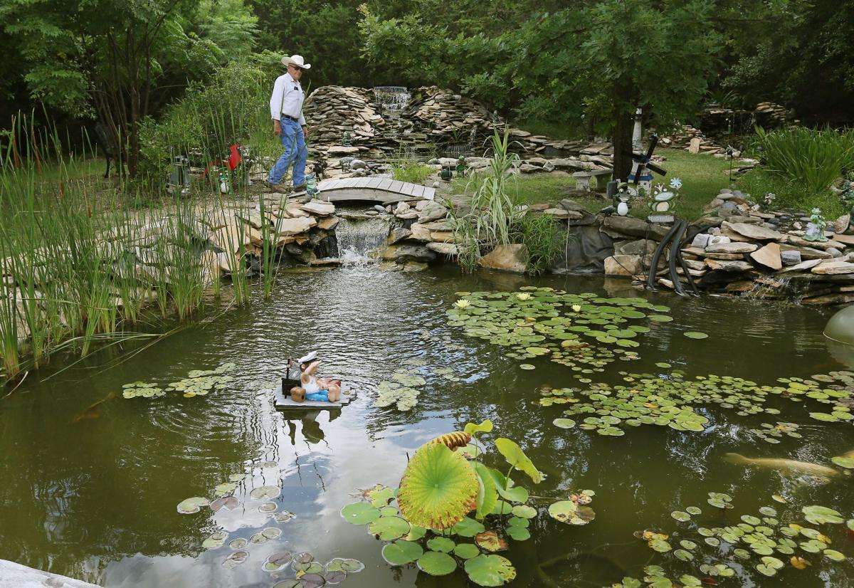 Water Garden Society Hosts Tour Of Waco S Backyard Ponds Local