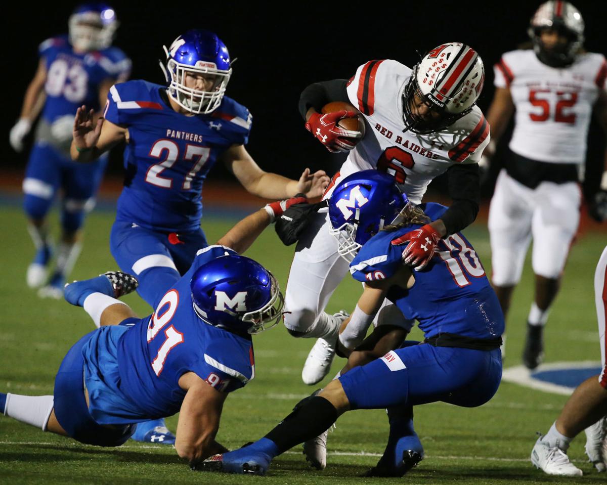 Midway Uses Big 4th Quarter To Sink Tyler Lee 35 7 High School