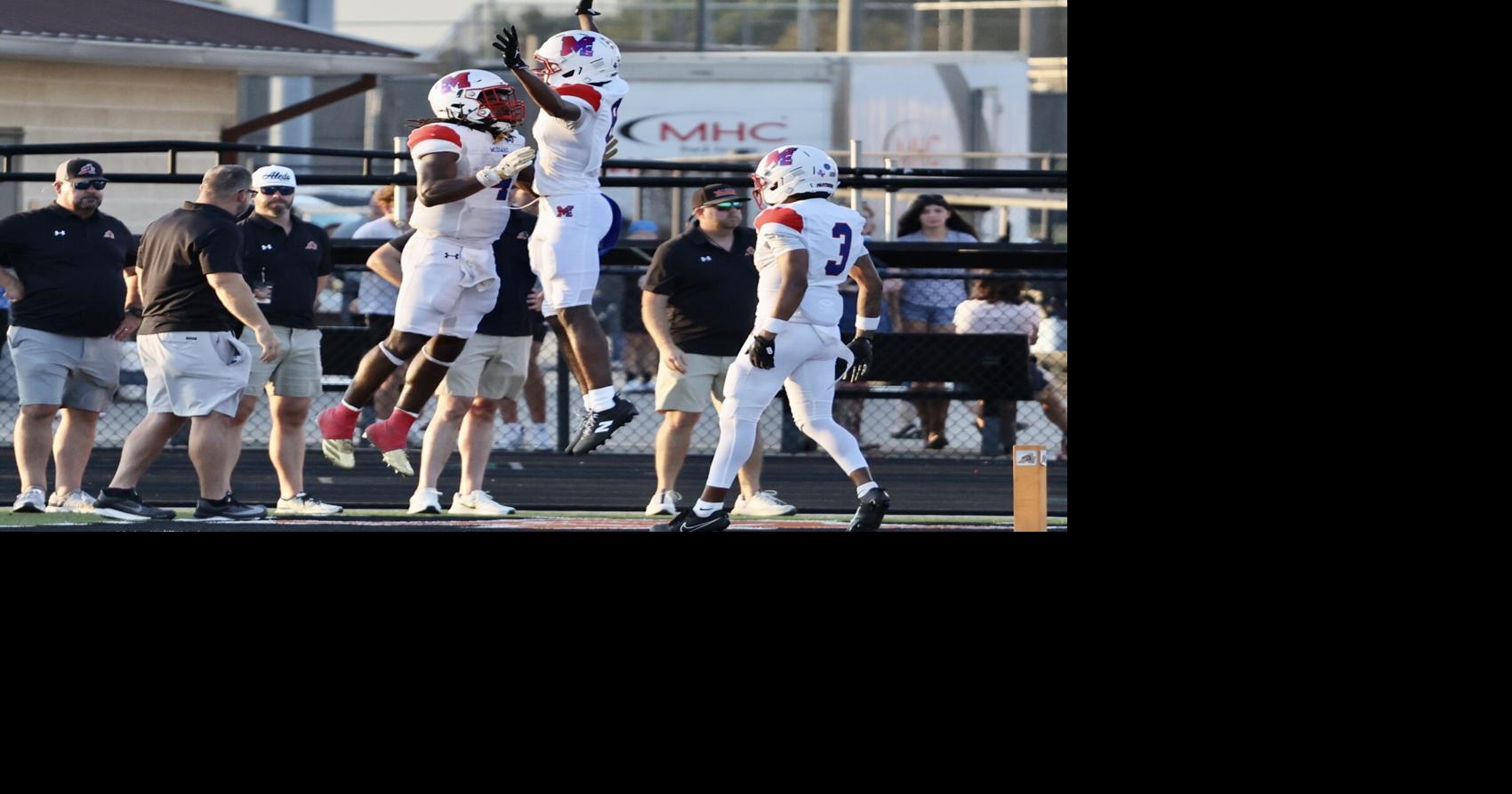Midway silences doubters, upends Aledo, 28-21